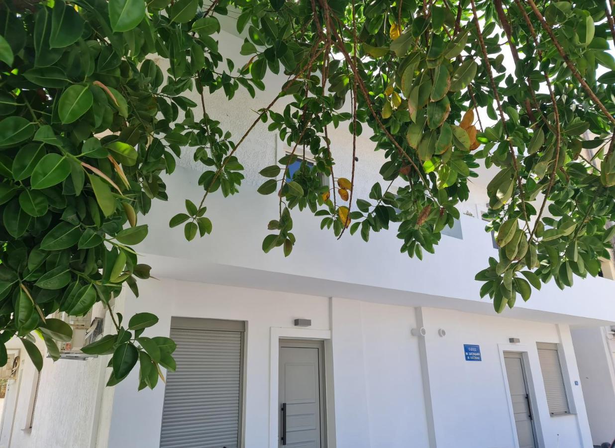 Sarri Appartments Amoudara Lasithiou المظهر الخارجي الصورة
